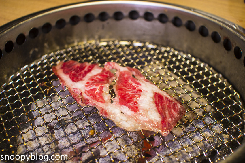 【板橋美食】板橋燒烤吃到飽|燒肉殿板橋旗艦店~燒烤吃到飽499元起,日本A5黑毛和牛、各式海鮮無限量供應、嘉士伯啤酒無限暢飲