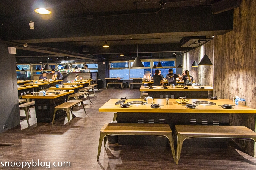 【板橋美食】板橋燒烤吃到飽|燒肉殿板橋旗艦店~燒烤吃到飽499元起,日本A5黑毛和牛、各式海鮮無限量供應、嘉士伯啤酒無限暢飲