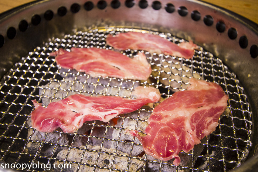 【板橋美食】板橋燒烤吃到飽|燒肉殿板橋旗艦店~燒烤吃到飽499元起,日本A5黑毛和牛、各式海鮮無限量供應、嘉士伯啤酒無限暢飲