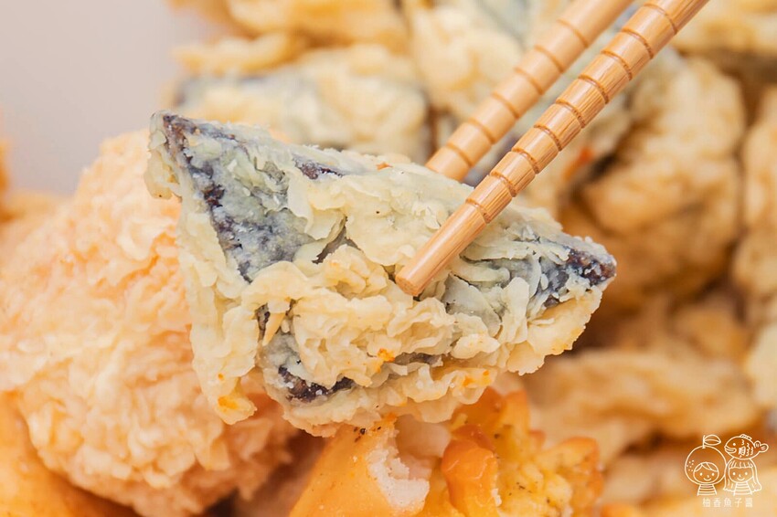 台中人氣美式炸雞現點現炸,必點泰式系列甜中帶酸好涮嘴,強烈建議事先打電話預訂!