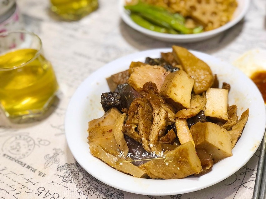 永和冷滷味,永和加熱滷味,樂華冷滷味,冷華夜市平價美食,樂華夜市必吃,永和巷弄美食,中永和巷弄美食,永和外送滷味,樂華外送滷味,中永和外送宵夜