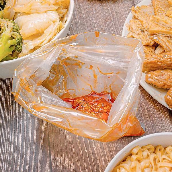 新北 永和秘醬滷味 永和樂華店 3.JPG