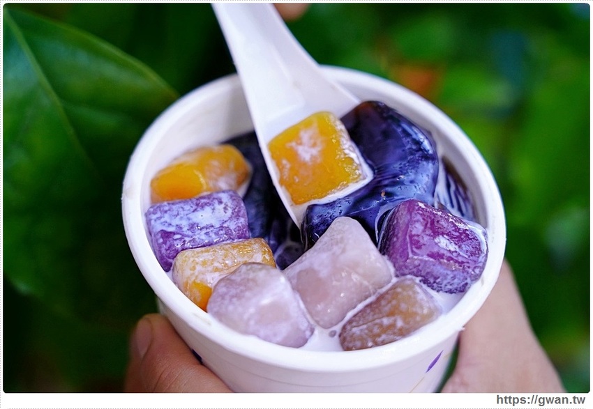 台中少見仙草沙在這裡!近期還有芋頭沙西米露買一送一