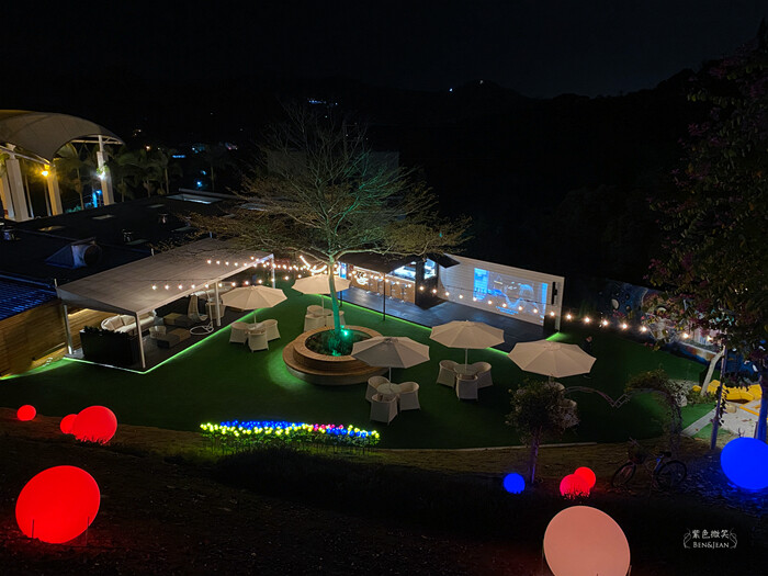 台中日光溫泉會館》房內美人湯池,湯湯屋大眾泡湯池、兒童遊戲室、陽光花園夜晚變星空夜吧