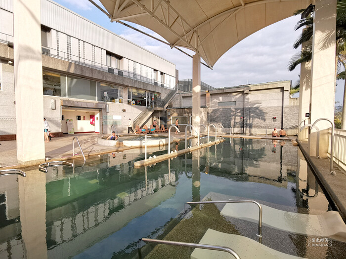 台中日光溫泉會館》房內美人湯池,湯湯屋大眾泡湯池、兒童遊戲室、陽光花園夜晚變星空夜吧