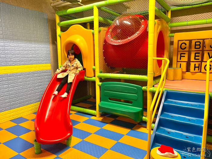 台中日光溫泉會館》房內美人湯池,湯湯屋大眾泡湯池、兒童遊戲室、陽光花園夜晚變星空夜吧