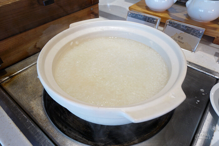 台中日光溫泉會館》房內美人湯池,湯湯屋大眾泡湯池、兒童遊戲室、陽光花園夜晚變星空夜吧