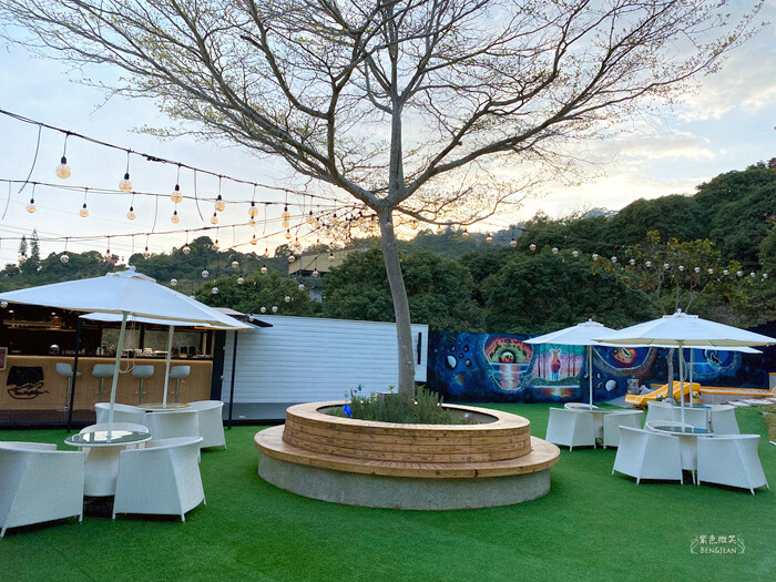 台中日光溫泉會館》房內美人湯池,湯湯屋大眾泡湯池、兒童遊戲室、陽光花園夜晚變星空夜吧