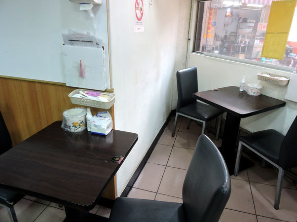 香聚川味精緻飯麵館 (3).JPG