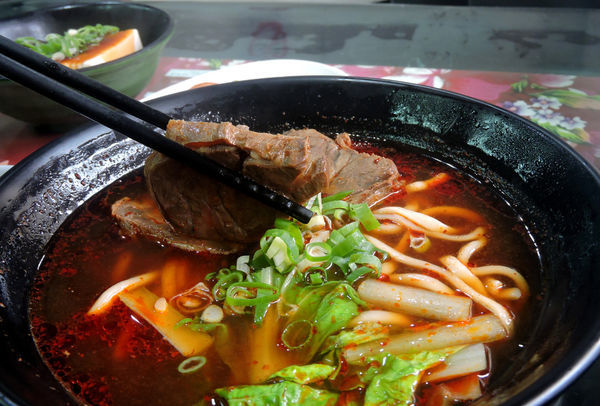 香聚川味精緻飯麵館 (24).JPG