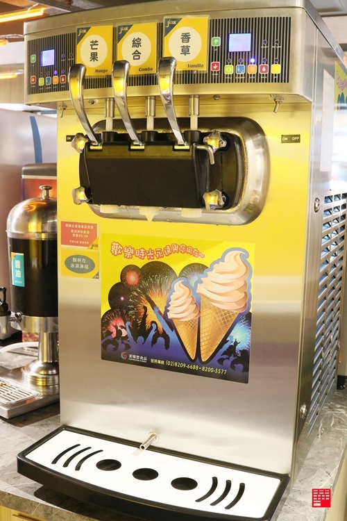 新北美食/土城高CP攪攪小火鍋!壽喜燒、鴛鴦鍋等近30種鍋物任選 自助吧有霜淇淋、雞油拌飯吃到飽 最便宜只要135元 - 跟著華少吃吃吃