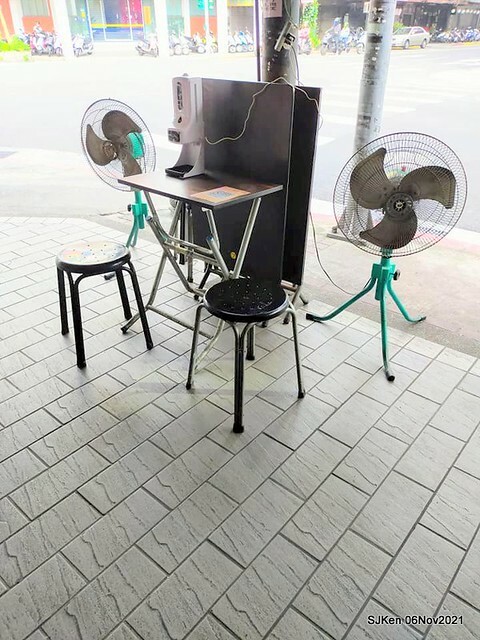 The Taiwan dishes store won 2 year of Bib Gourmand Michelin Restaurants in Taipei,「一甲子餐飲」60 year-old Taiwan dishes, Taipei, Taiwan, SJKen, Nov 6, 2021