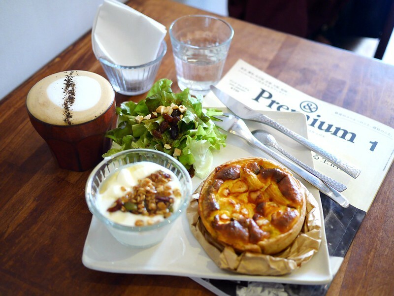 【台中美食】肯德基紐澳良烤雞，季節限定新品，需前一天預約！芋見雲朵蛋塔好吃。 @熊寶小榆の旅遊日記