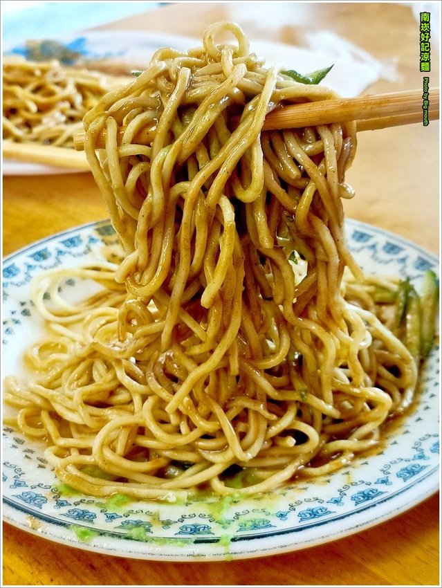 【桃園美食】南崁好記涼麵．24小時都能享用的好味道!麻辣涼麵推薦!