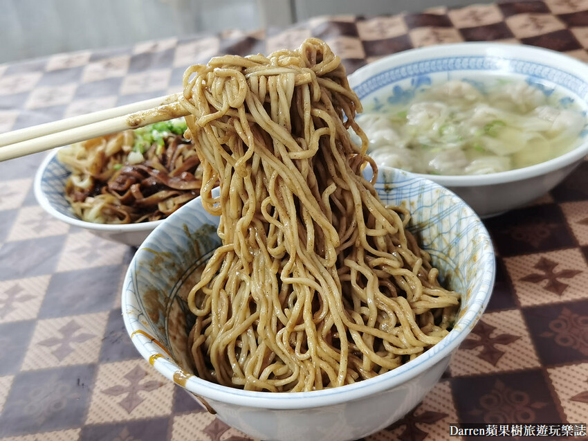 宜蘭美食|農權路炸醬麵/超人氣宜蘭炸醬麵三兄弟/宜蘭乾麵推薦(菜單價錢)