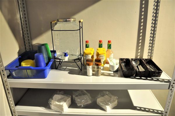 貓嘰咕咖啡_裝潢 (11).jpg