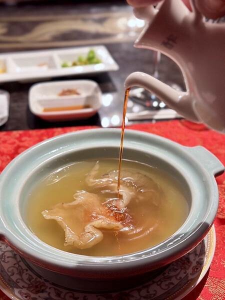 [台北美食] 圓山大飯店-金龍餐廳「國宴廳」氣派裝潢 30人大包廂 #中山區圓山站/劍潭站美食 @蛋寶趴趴go