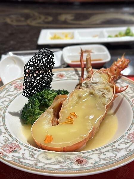 [台北美食] 圓山大飯店-金龍餐廳「國宴廳」氣派裝潢 30人大包廂 #中山區圓山站/劍潭站美食 @蛋寶趴趴go