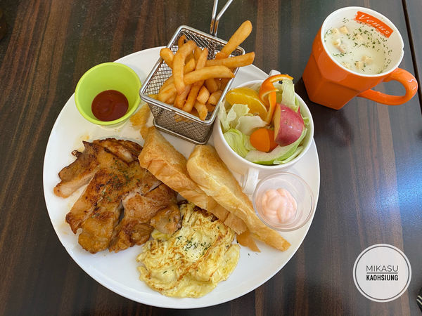 ∥高雄/食.鳳山∥ 朵映花花世界 ๑友善寵物餐廳X網美花牆 早午晚餐樣樣賣