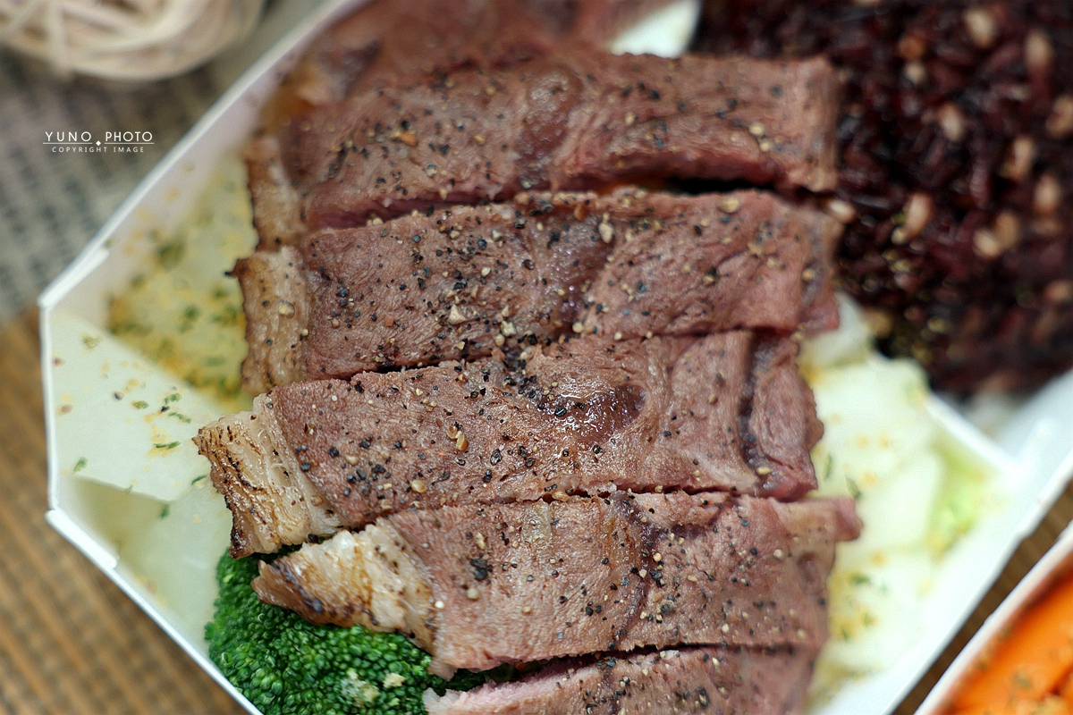 林口楽坡BonBox顛覆水煮乏味，低卡高蛋白舒肥餐盒，健身控上班族午餐新選擇！