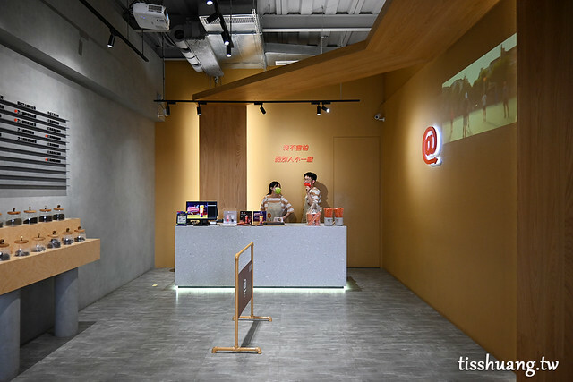 蕭敬騰的飲料店｜署名職茶At Tea｜西門町必喝必吃｜比想像中的好喝｜MENU及分店