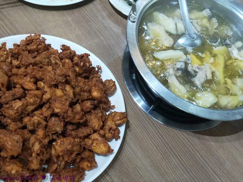 高雄聚餐【大群土雞料理】月世界美食團體聚餐.鳳梨苦瓜雞、香脆鮮嫩的豆乳雞超推薦│附設停車場│田寮美食 - Fresa芙芮莎♥莎旅憶食