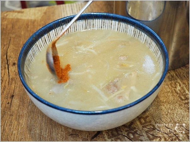 龍巢飯麵館 (21) 龍巢飯麵館 (21)