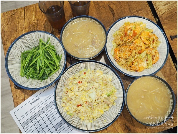 龍巢飯麵館 (12) 龍巢飯麵館 (12)