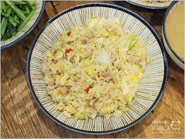 龍巢飯麵館 (13) 龍巢飯麵館 (13)