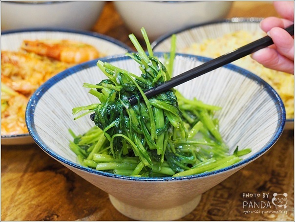 龍巢飯麵館 (18) 龍巢飯麵館 (18)