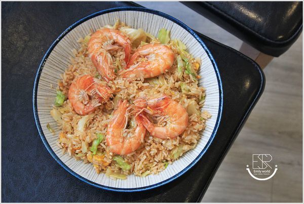 桃園龍巢炒飯館 (9).JPG