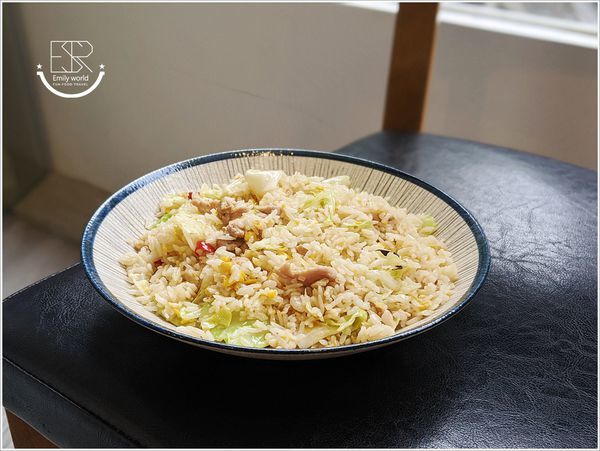 桃園龍巢炒飯館 (6).jpg