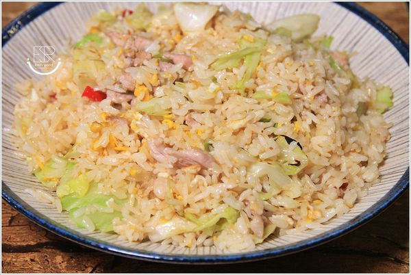 桃園龍巢炒飯館 (6).JPG