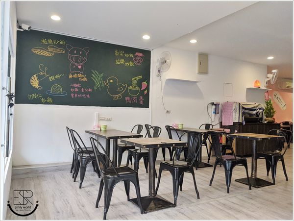 桃園龍巢炒飯館 (37).jpg