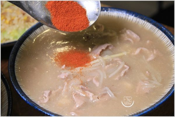 桃園龍巢炒飯館 (13).JPG