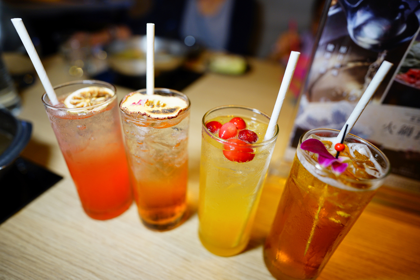 美食｜桃園中壢 船饕海鮮精緻鍋物 超浮誇痛風海鮮盤、和牛 青埔必吃火鍋推薦！親子聚餐、寵物友善 - 奇奇一起玩樂趣