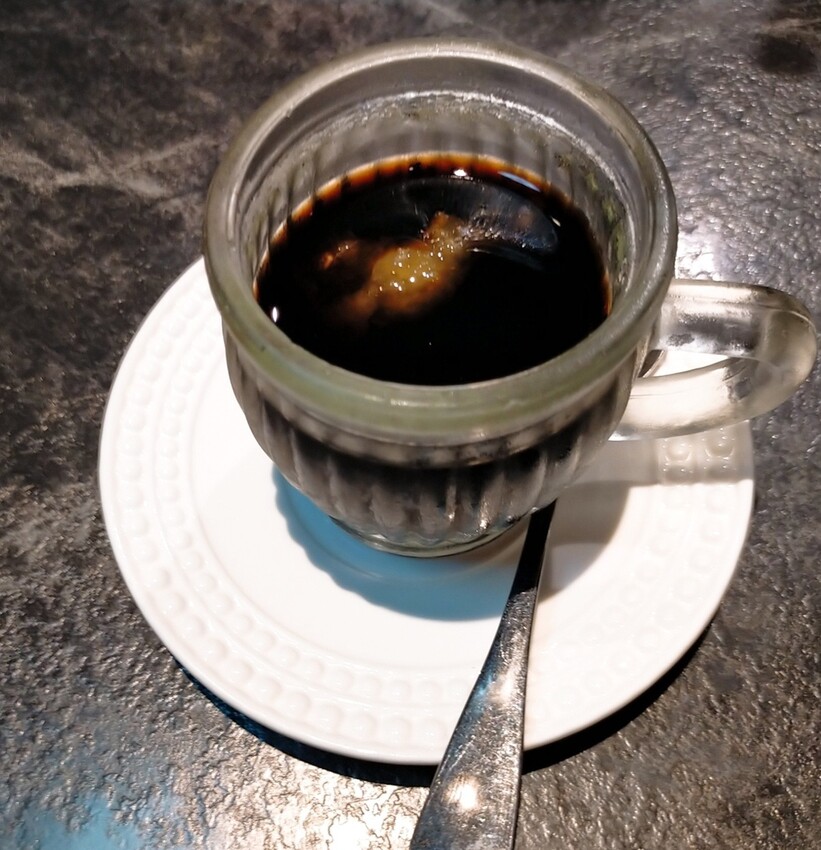 [分享] 大安9號鍋物。鐵板燒，母親節新品上市-蟲草花椰汁雞鍋物，是香江貴婦養顏美容的秘密，消暑更滋補養