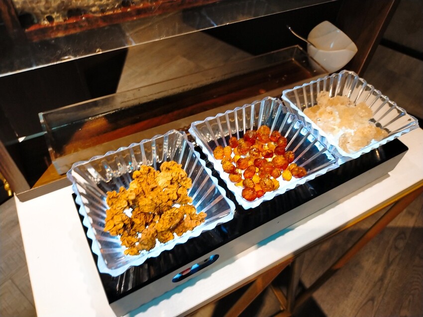 [分享] 大安9號鍋物。鐵板燒，母親節新品上市-蟲草花椰汁雞鍋物，是香江貴婦養顏美容的秘密，消暑更滋補養