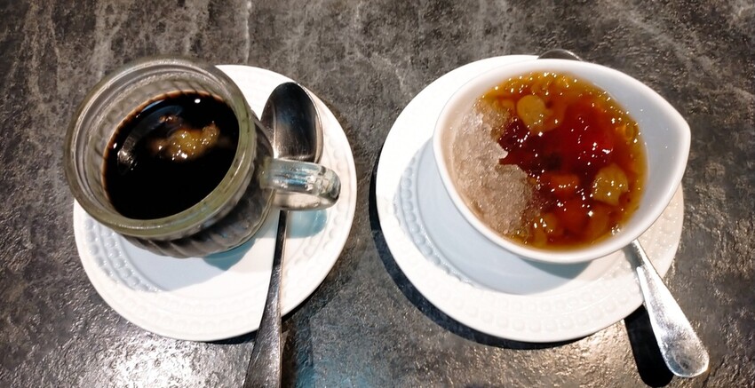 [分享] 大安9號鍋物。鐵板燒，母親節新品上市-蟲草花椰汁雞鍋物，是香江貴婦養顏美容的秘密，消暑更滋補養