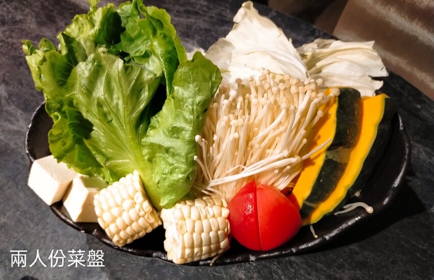 [分享] 大安9號鍋物。鐵板燒，母親節新品上市-蟲草花椰汁雞鍋物，是香江貴婦養顏美容的秘密，消暑更滋補養