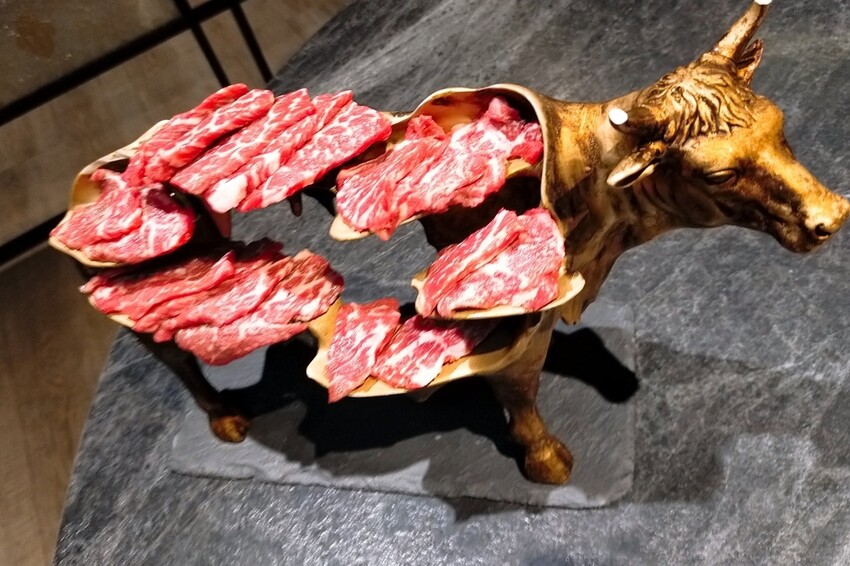 [分享] 大安9號鍋物。鐵板燒，母親節新品上市-蟲草花椰汁雞鍋物，是香江貴婦養顏美容的秘密，消暑更滋補養