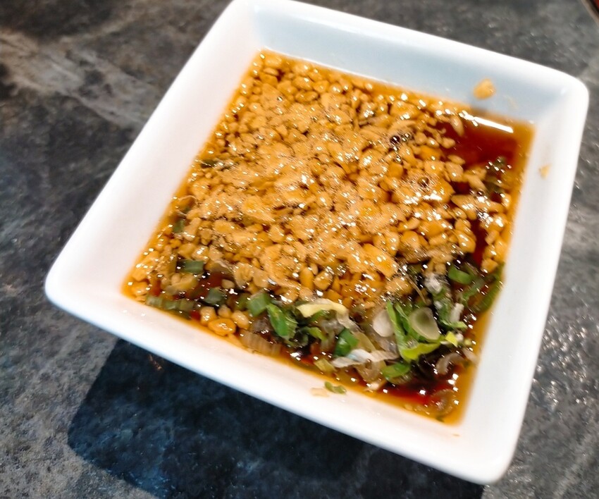 [分享] 大安9號鍋物。鐵板燒，母親節新品上市-蟲草花椰汁雞鍋物，是香江貴婦養顏美容的秘密，消暑更滋補養