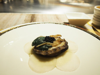 【大安美食】大安9號日式鍋物。鐵板燒│絕代雙膠湯、活龍蝦、九孔鮑魚、和牛、白玉田螺