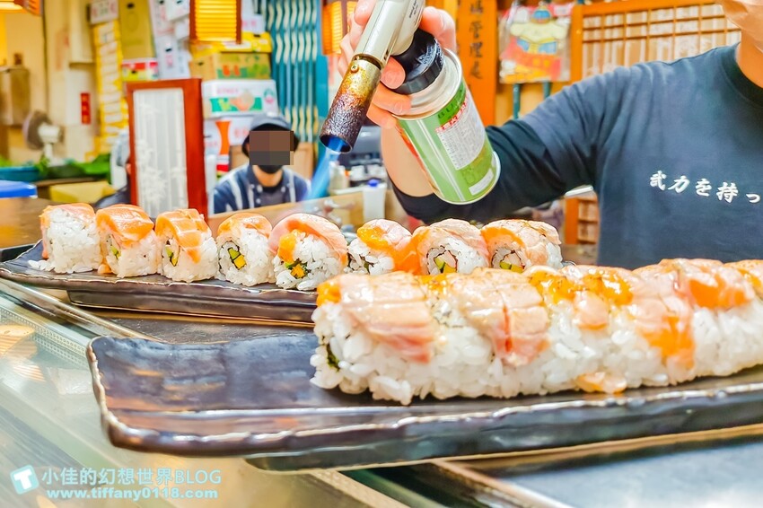 台北市松山區[台北美食]又一村刺身握壽司丼飯/50元就有整隻螃蟹的海鮮味噌湯/新鮮又好吃的民生社區美食推薦