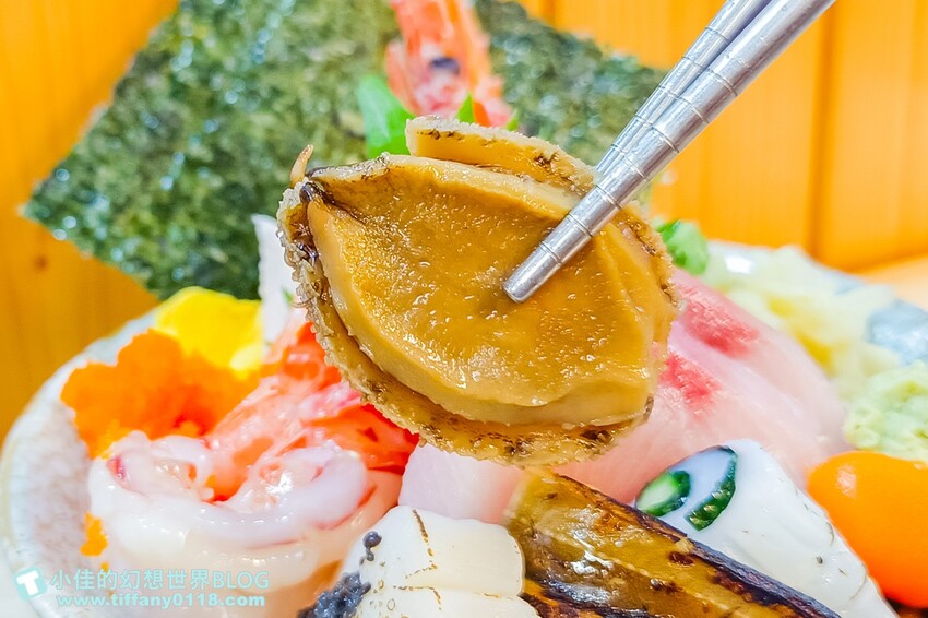 台北市松山區[台北美食]又一村刺身握壽司丼飯/50元就有整隻螃蟹的海鮮味噌湯/新鮮又好吃的民生社區美食推薦