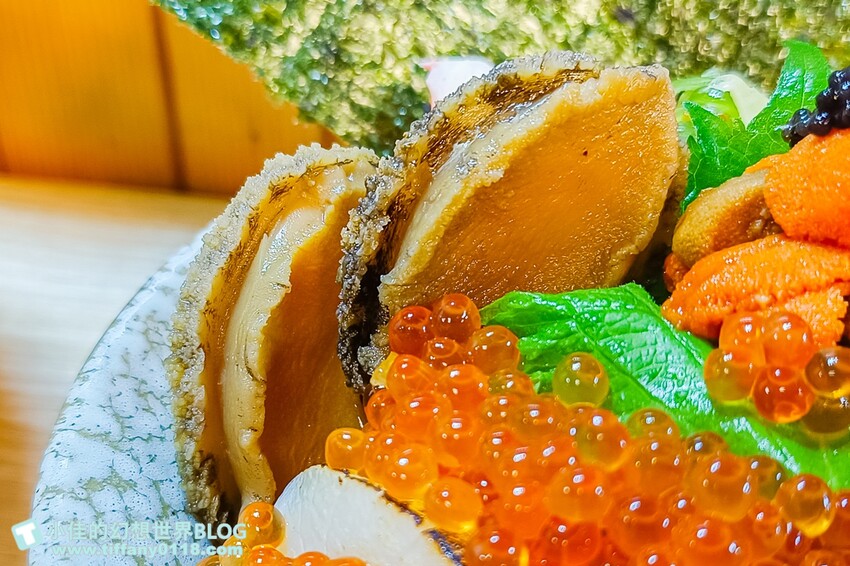 台北市松山區[台北美食]又一村刺身握壽司丼飯/50元就有整隻螃蟹的海鮮味噌湯/新鮮又好吃的民生社區美食推薦