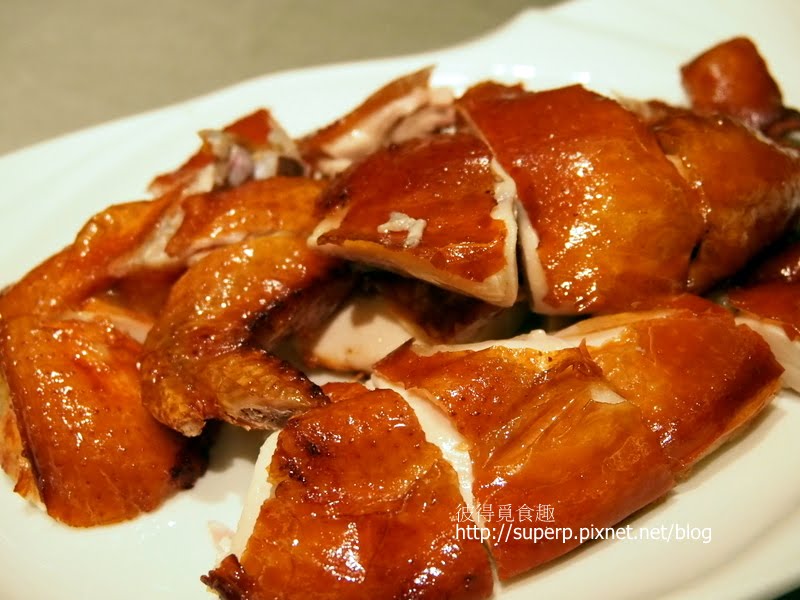 [餐廳食記]台北的喆園：不輸吉品的脆皮雞和流沙包