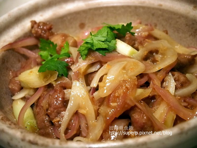 [餐廳食記]台北的喆園：不輸吉品的脆皮雞和流沙包