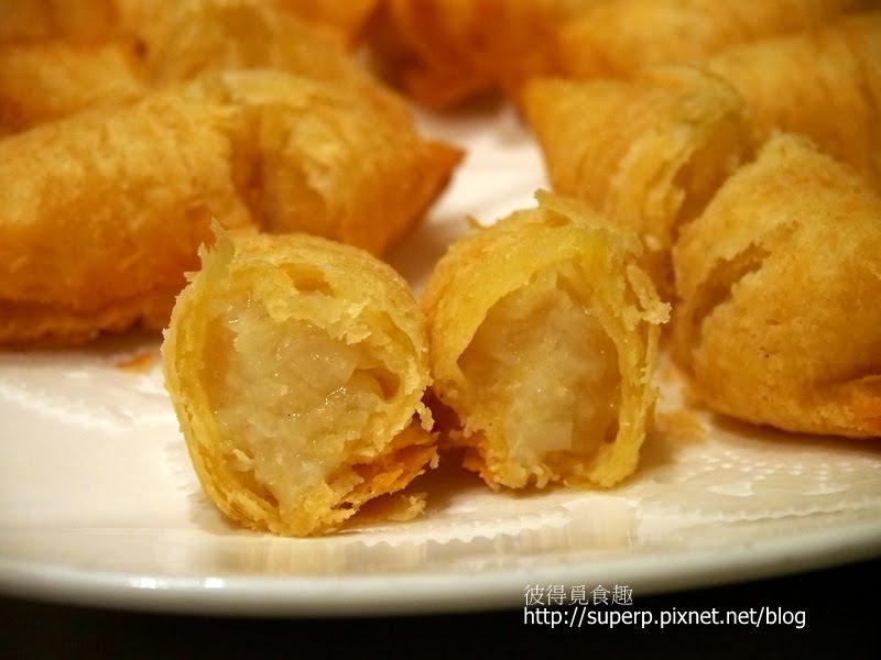 [餐廳食記]台北的喆園：不輸吉品的脆皮雞和流沙包
