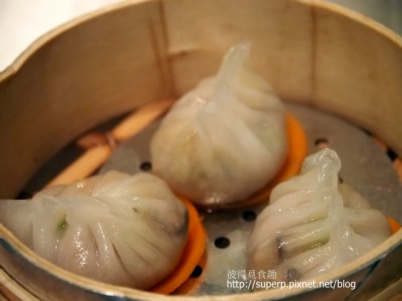 [餐廳食記]台北的喆園：不輸吉品的脆皮雞和流沙包